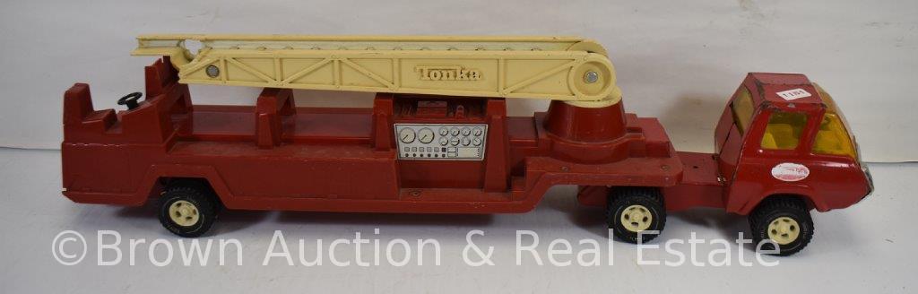 Tonka Toy fire truck with ladder