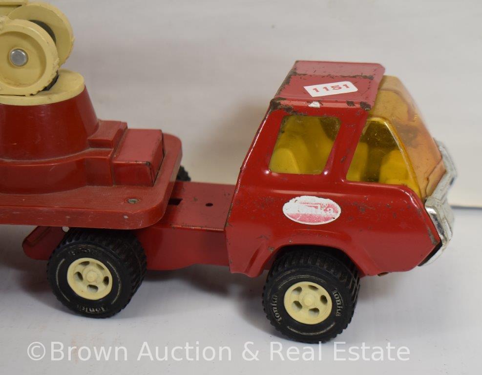 Tonka Toy fire truck with ladder