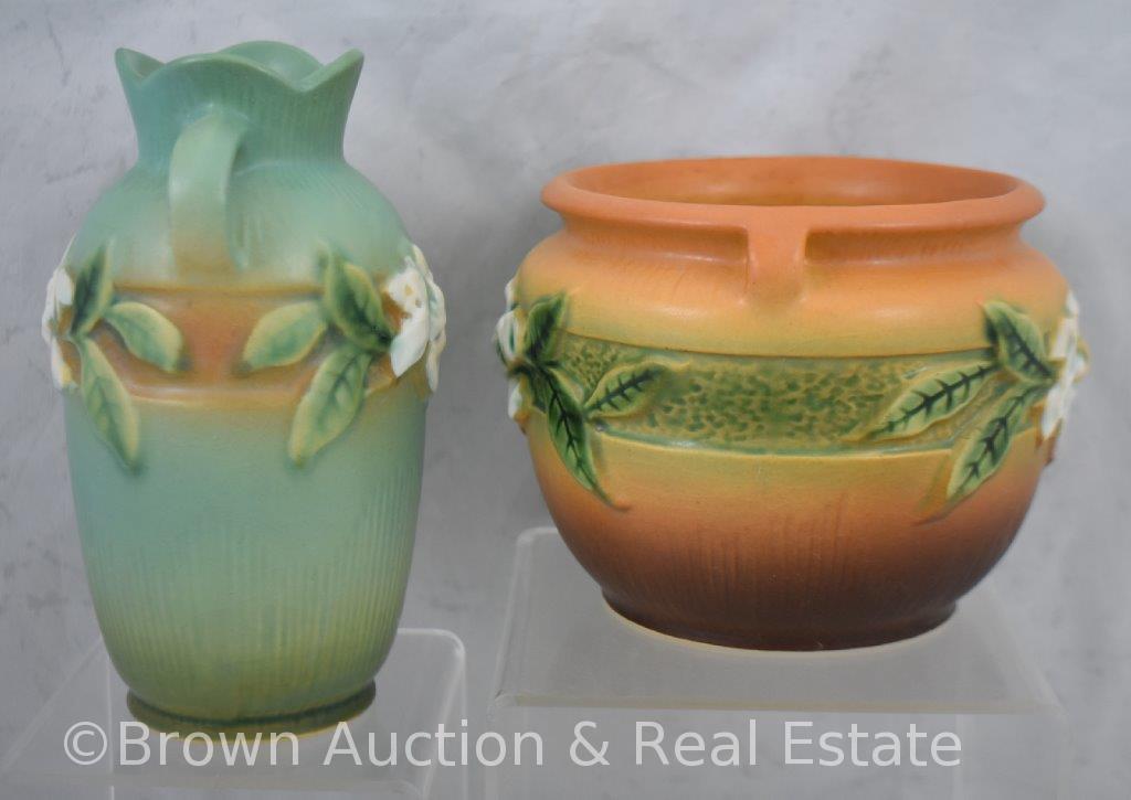 (2) Roseville Gardenia pieces