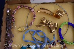 Costume jewelry - necklaces, earrings, brooches and bracelets