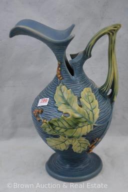 Roseville Bushberry 2-10" ewer, blue