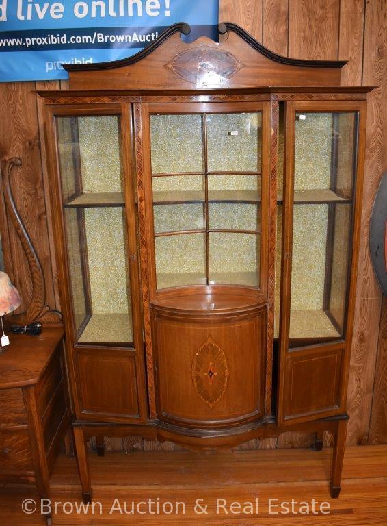 Unusual Provencial-style china cabinet, nice inlaid wood designing