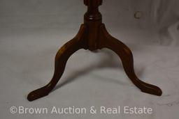 Hand-made mahogany tilt-top table with medallion inlay