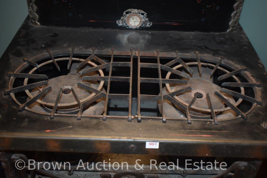 Early 1900's Cast Iron and steel Schneider and Trenkamp Co. Reliable cook stove, Cast Iron and