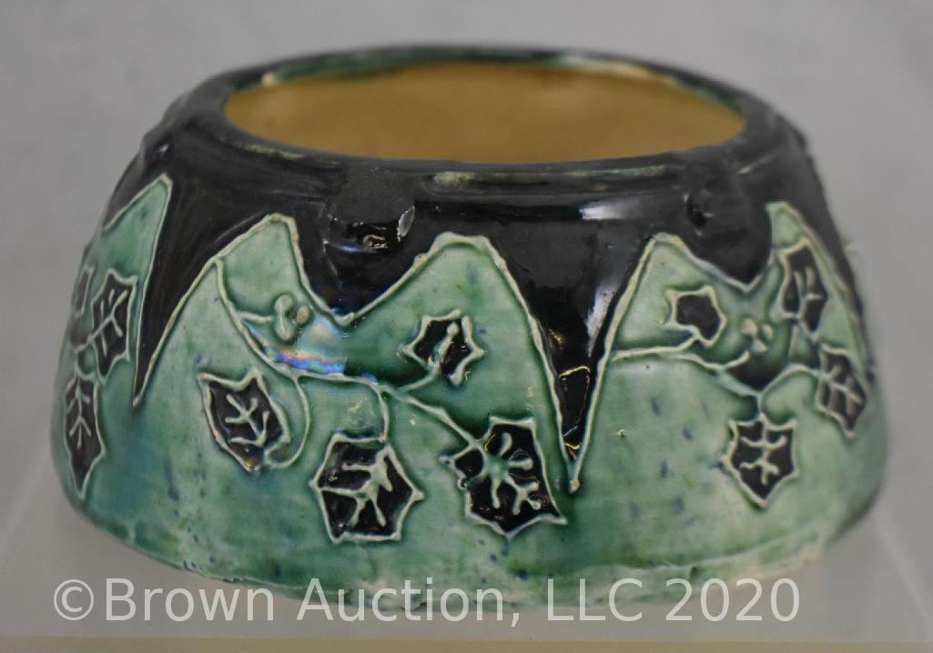 Unm. Green bowl decorated with embossed berry/leaves, 5.5"d x 3"h