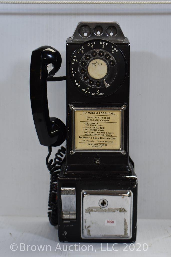 Automatic Electric Co. 3-slot rotary dial pay phone