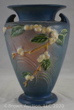 Roseville Snowberry 1V2-8" vase, blue