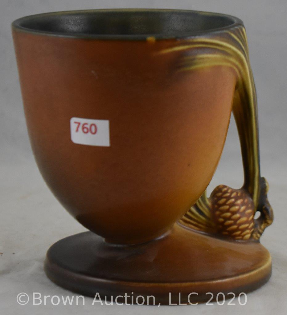 Roseville Pine cone 124-5" cornucopia, brown