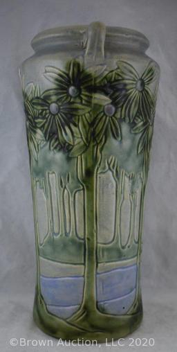 Roseville Vista 15" vase