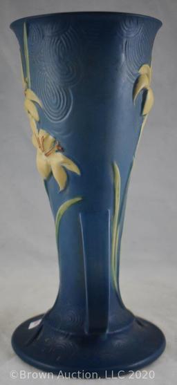 Roseville Zephyr Lily 139-12" vase, blue