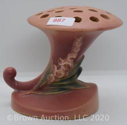 Roseville Foxglove 46-4" flower frog, pink