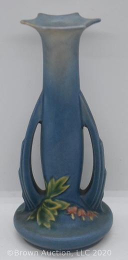 Roseville Bleeding Heart 967-7" bud vase, blue