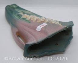 Roseville Foxglove 1292-8" wall pocket, green