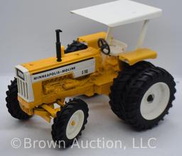 Minneapolis-Moline F750 die-cast tractor, 1:16 scale