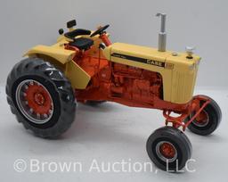 Case Comfort King 930 die-cast tractor, 1:16 scale
