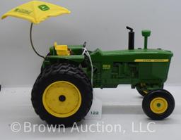 John Deere 4010 diesel die-cast tractor, 1:16 scale