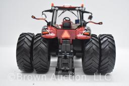 Case Magnum die-cast tractor, 1:32 scale