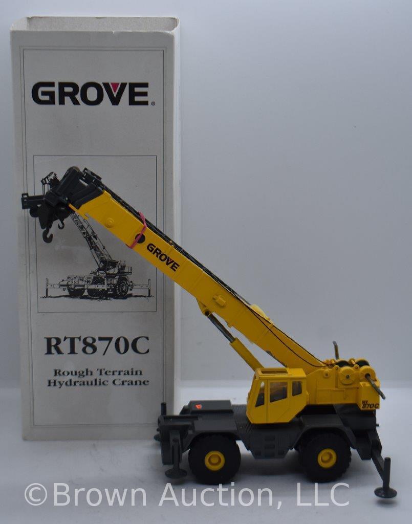 Grove RT870C Rough Terrain Hydraulic Crane die-cast model, 1:50 scale