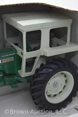 Oliver 2255 die-cast tractor, 1:16 scale