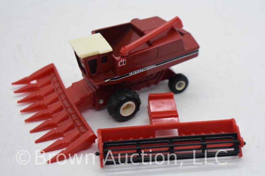 (5) Assorted die-cast Combines, appear to all be either 1:80 or 1:64 scale