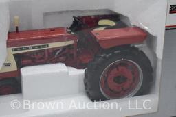 Farmall 504 die-cast tractor, 1:16 scale