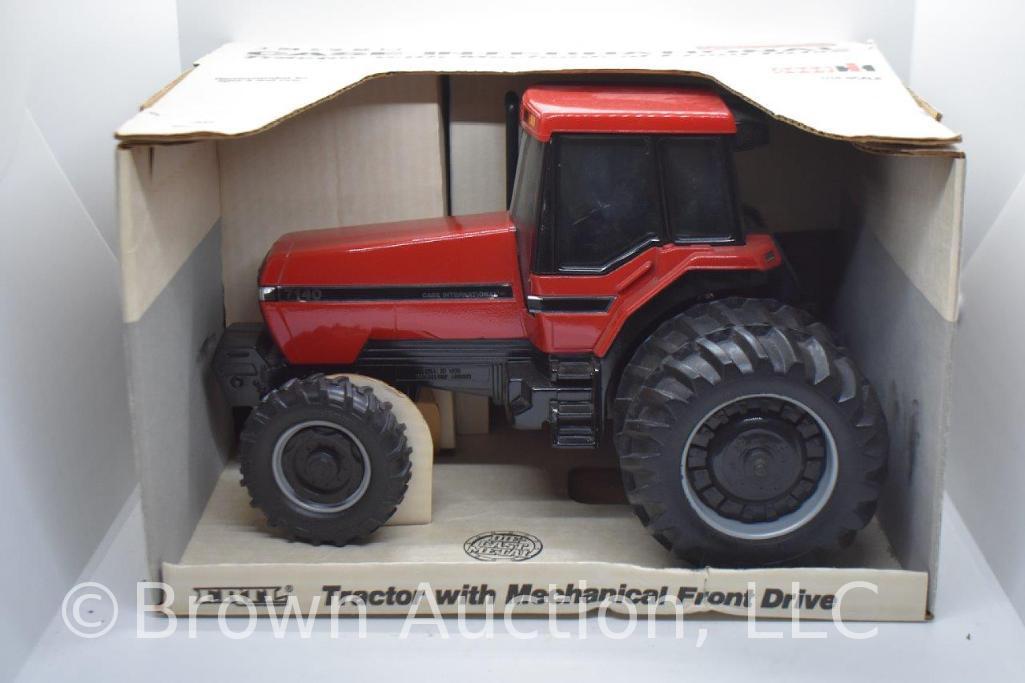 Case International 7140 die-cast tractor, 1:16 scale