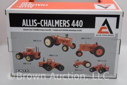 Allis Chalmers 440 4WD die-cast tractor, 1:32 scale