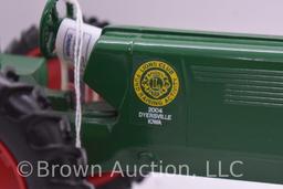 Oliver 70 row crop die-cast tractor, 1:16 scale