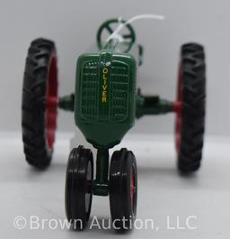 Oliver 70 row crop die-cast tractor, 1:16 scale