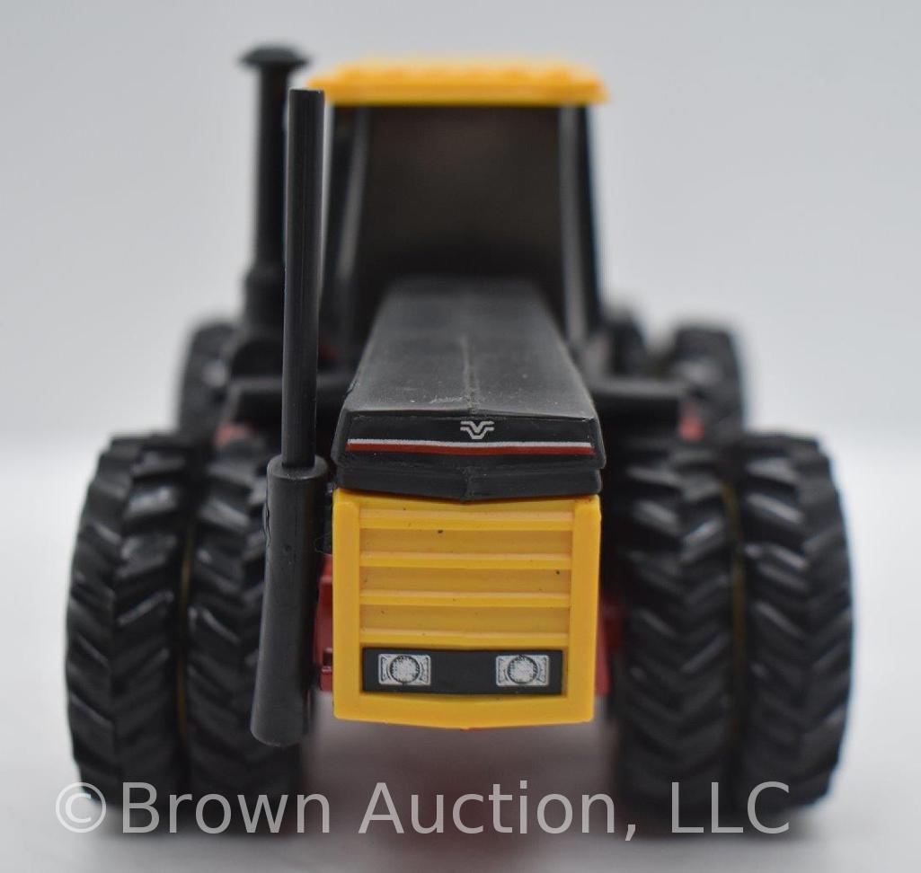 Versatile 836 4WD die-cast tractor, 1:32 scale - 1st edition