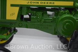 John Deere 720 Hi-Crop die-cast tractor, 1:16 scale