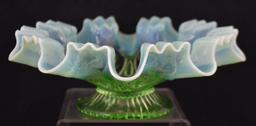 Green opal. Keyhole 9"d ftd. bowl