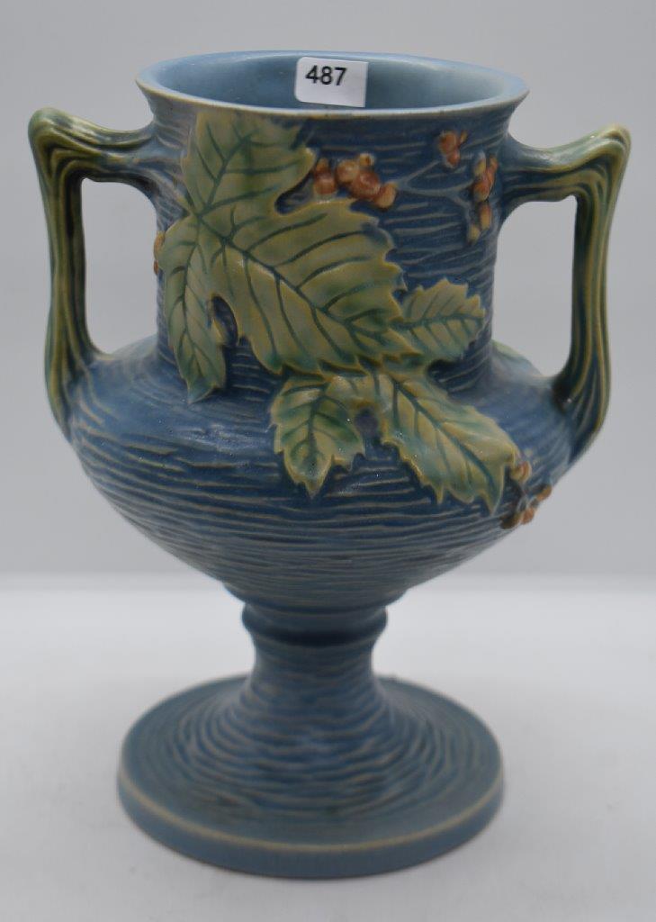 Roseville Bushberry 157-8" vase, blue