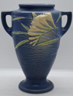 Roseville Freesia 121-8" vase, blue