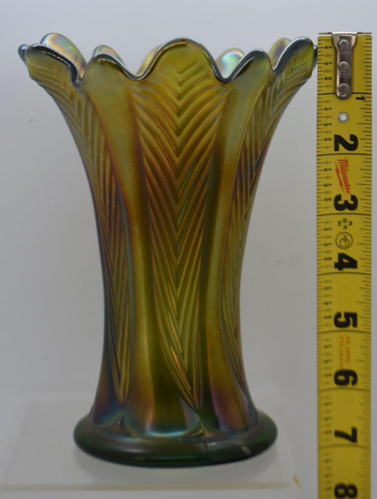 Carnival Plume Panels 6.5" vase, green