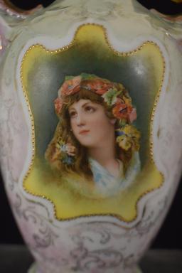 Royal Saxe/ES 8" portrait vase