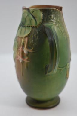 Roseville Fuchsia 894-7" vase, green