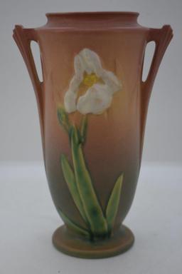 Roseville Iris 919-7.5" vase, pink