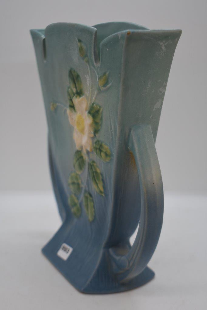 Roseville White Rose 987-9" vase, blue