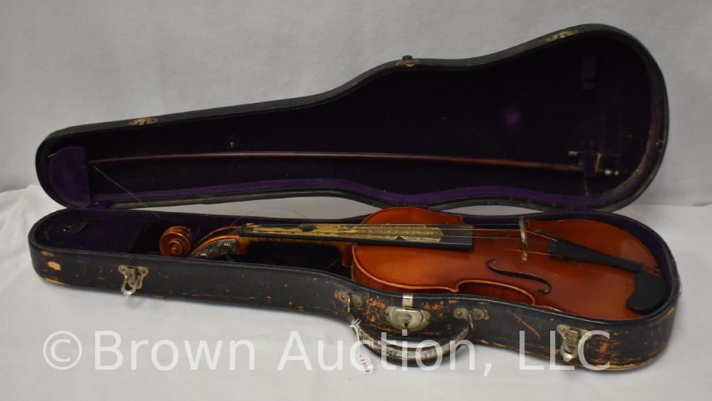 Josef Guarnerius (paper label)/German copy violin w/case