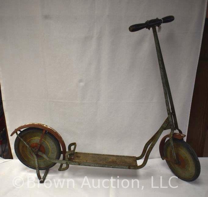 Vintage push/kick toy scooter