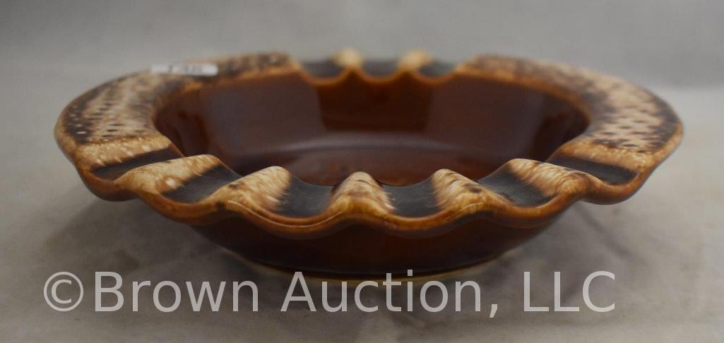 Hull brown drip glaze ashtray