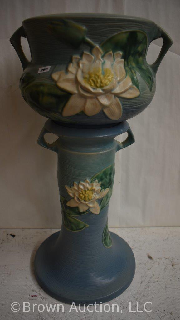 Roseville Water Lily 663-8" jardiniere and pedestal, blue