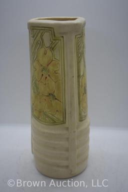 Weller Roma 10" vase