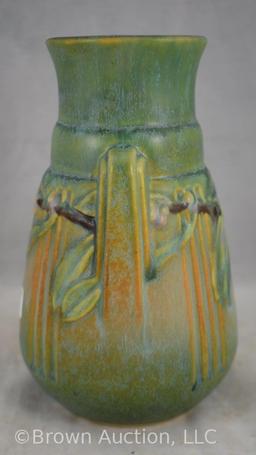 Roseville Laurel 667-6" vase, green