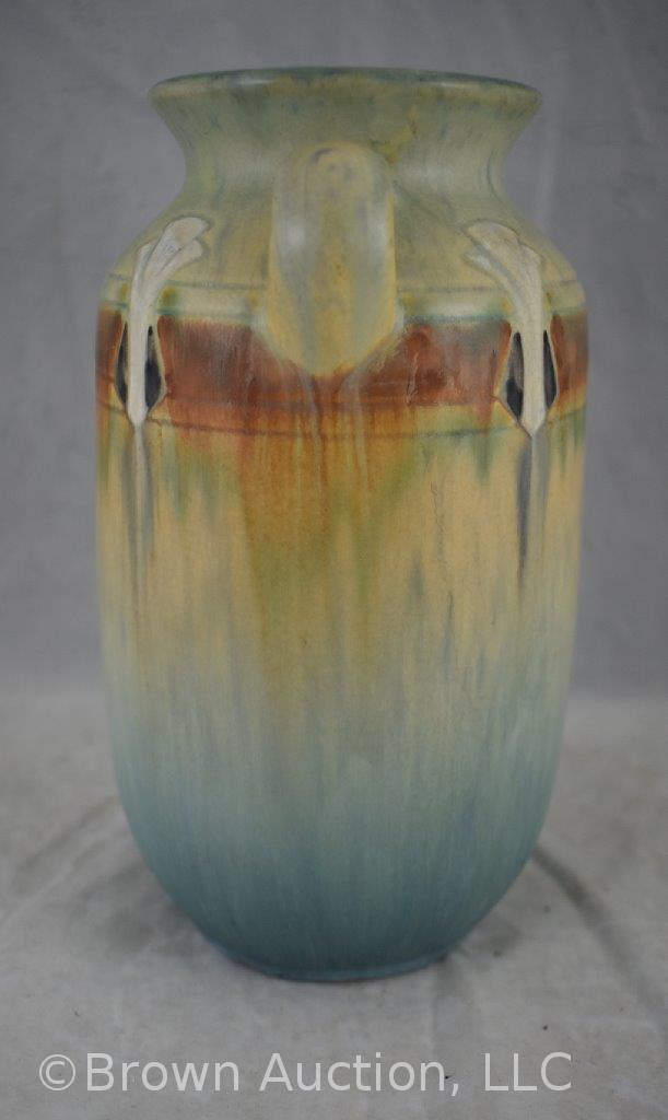 Roseville Monticello 563-8" vase, green
