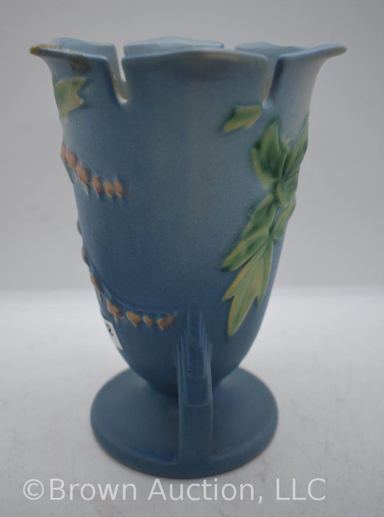 Roseville Bleeding Heart 964-6" vase, blue