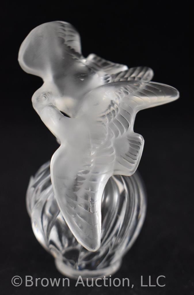 Lalique perfume bottle w/Love birds stopper