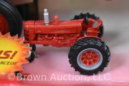 Ertl Case IH McCormick Farmall 300, original box