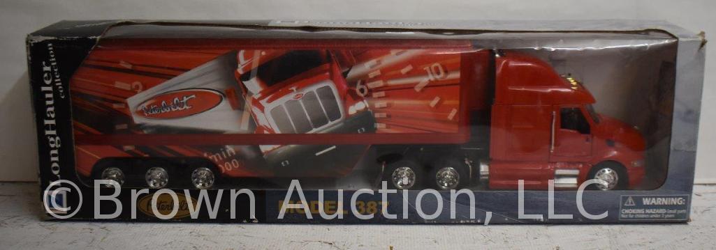 New Ray Peterbilt Model 387 Long Hauler, original box